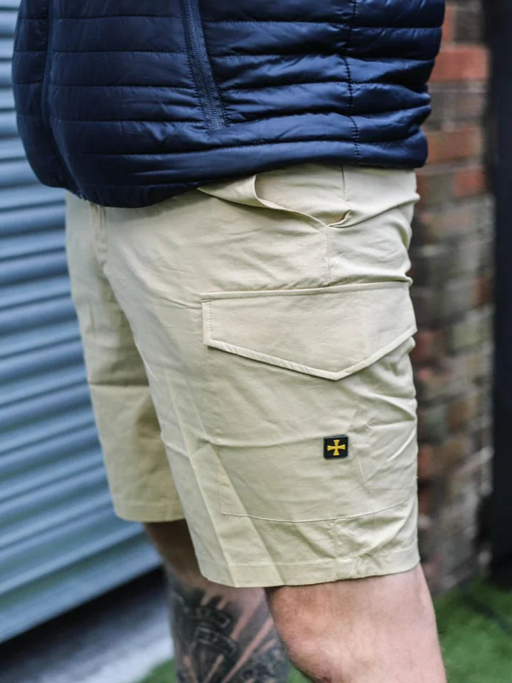 TERRACE CULT CARGO SHORTS :: SAND